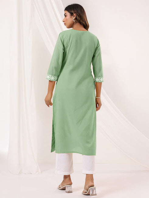 Janasya Women's Light Green Pure Cotton Embroidered Straight Kurta