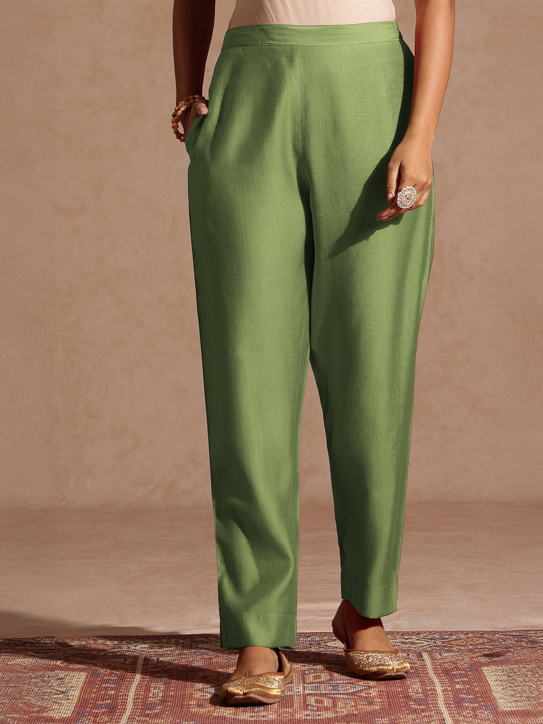 Janasya Women's Sage Green Silk Blend Zari Yoke Embroidered Straight Kurta Set With Dupatta