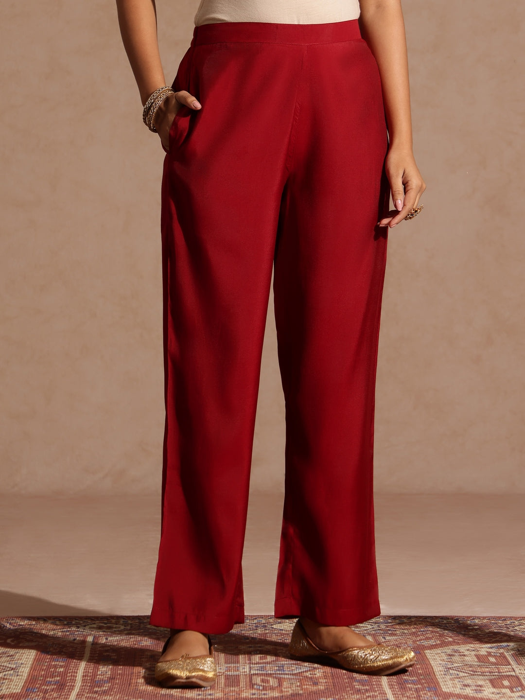 Janasya Women's Maroon Silk Blend Zari Embroidered Straight Kurta Set