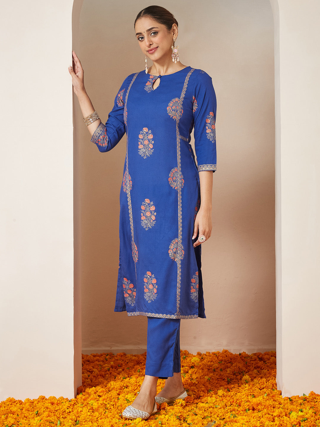 Janasya Women's Royal Blue Rayon Gold Floral Printed Straight Kurta Set