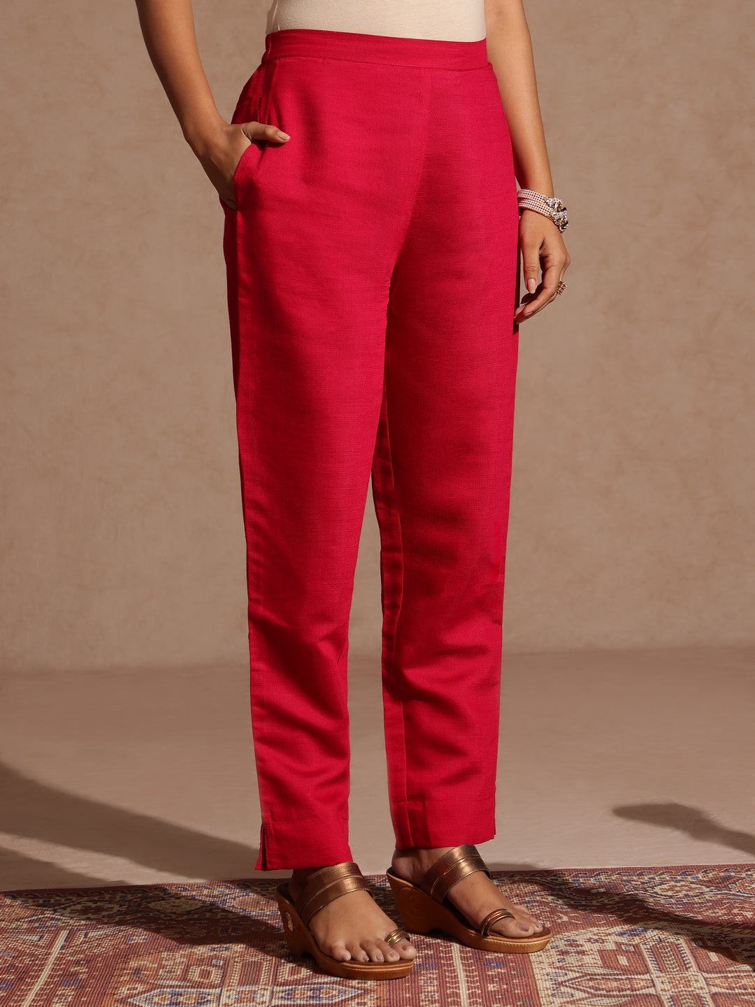 Janasya Women's Pink Silk Blend Embroidered Straight Kurta Set