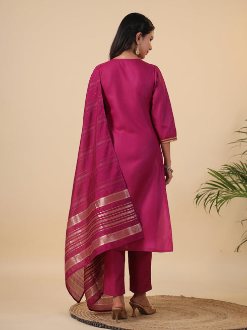 Magenta Cotton Blend Solid Straight Kurta Set