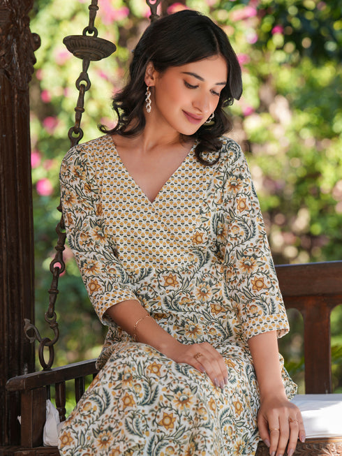 Off White Pure Cotton Floral Printed Straight Kurta Set