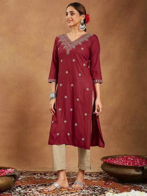 Janasya Women's Maroon Rayon Embroidered Straight Kurta