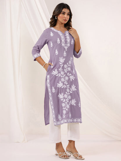 Janasya Women's Light Purple Pure Cotton Embroidered Straight Kurta
