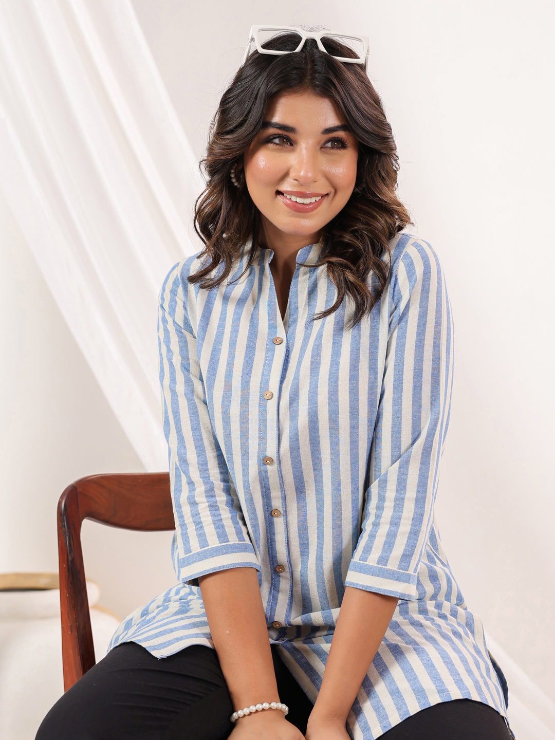 Janasya Women's White Cotton Striped Straight Short Kurti