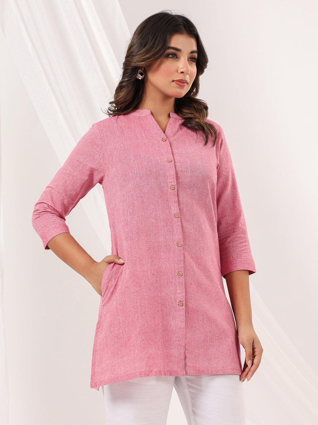 Janasya Women's Pink Cotton Solid Straight Short Kurti