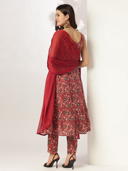 Maroon Pure Cotton Floral Printed Tiered Kurta Set