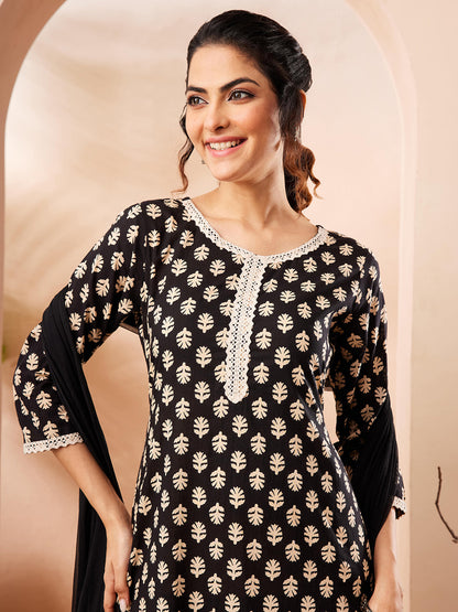 Janasya Women's Black Pure Cotton Floral Printed Straight Kurta Set