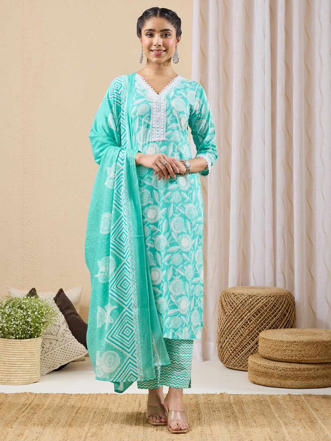 Janasya Women's Light Green Pure Cotton Floral Printed Straight Kurta Set