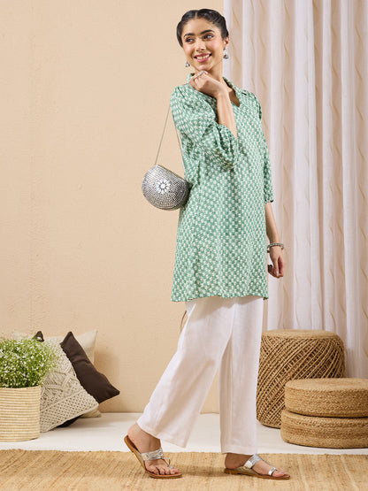 Janasya Women's Green Pure Cotton Ethnic Motifs Printed A-line Tunic