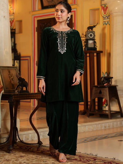 Janasya Women's Bottle Green Velvet Yoke Embroidered Straight Co-ord Set