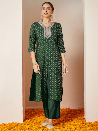 Janasya Women's Dark Green Silk Blend Yoke Embroidered Straight Front-slit Kurta Pant Set