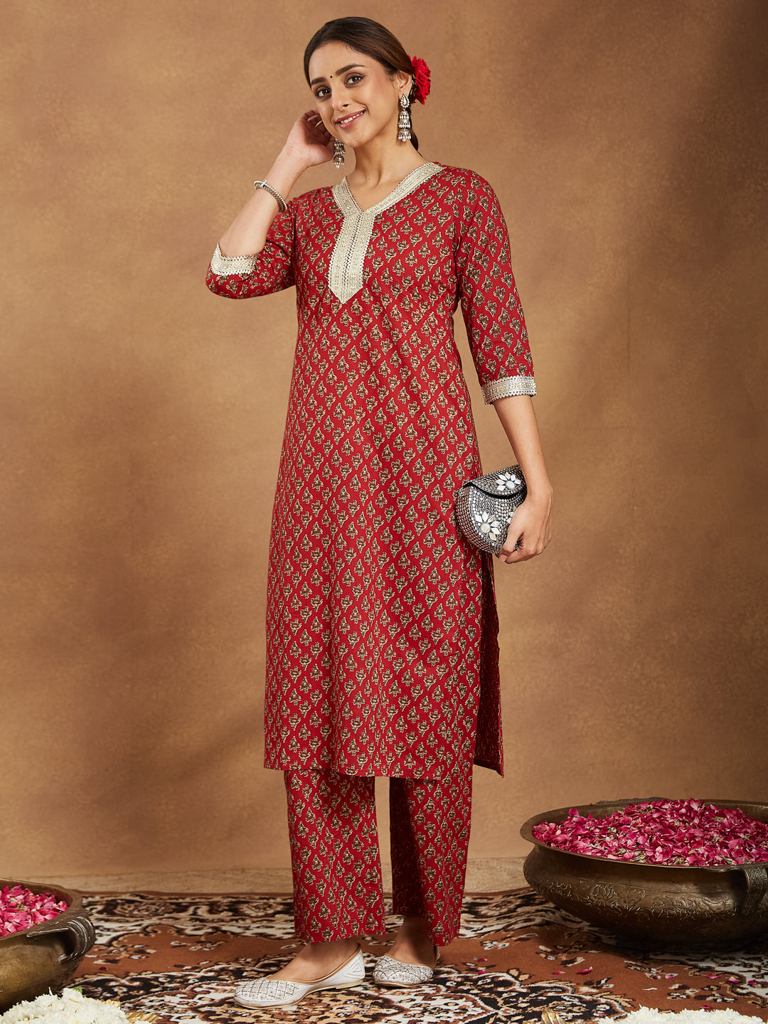 Janasya Women's Maroon Pure Cotton Embellished Floral Printed Straight Kurta With Pant Set