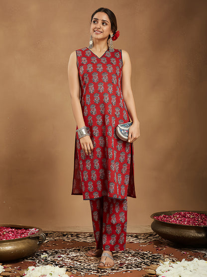 Janasya Women's Maroon Pure Cotton Floral Printed Straight Kurta Pant Set