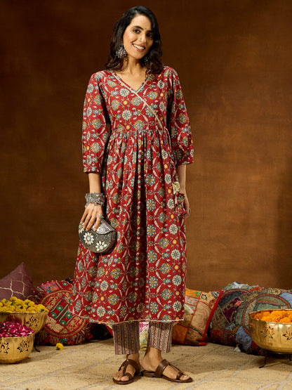 Janasya Women's Maroon Pure Cotton Floral Printed A-line Kurta Pant Set