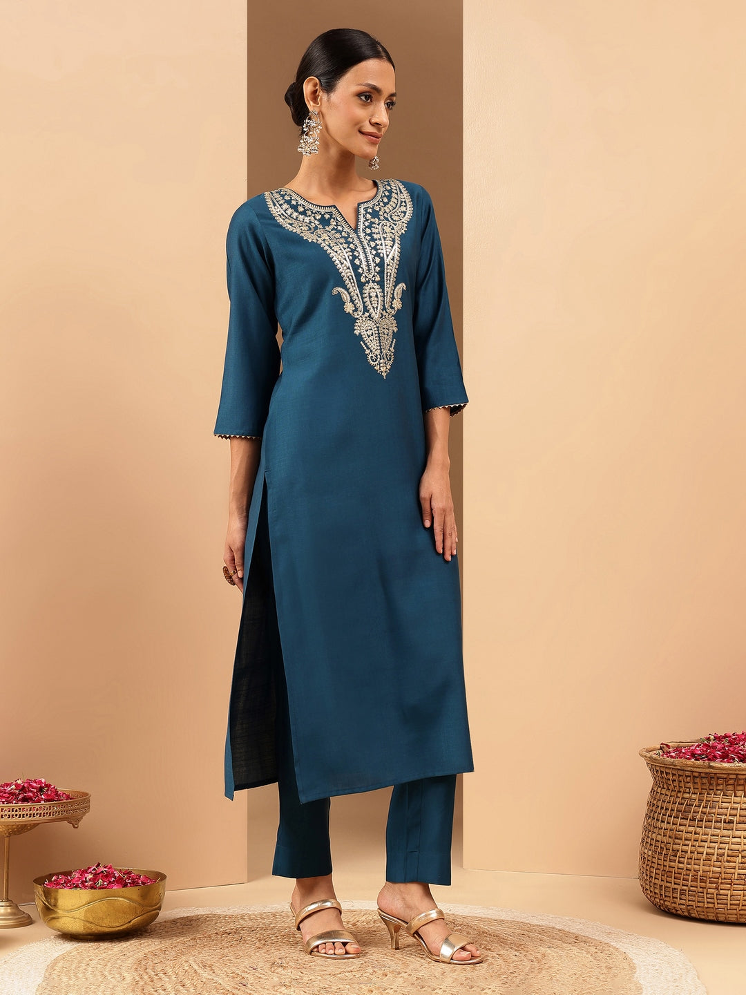 Janasya Women's Teal Blue Silk Blend Zari Yoke Embroidered Straight Kurta