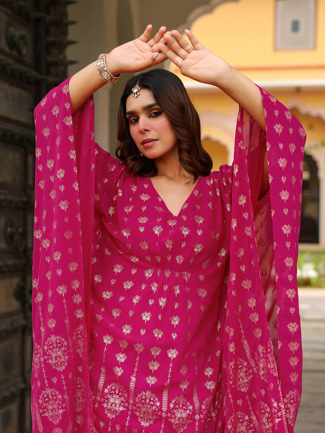 Janasya Women's Pink Georgette Foil Printed Kaftan Kurta With Palazzo Set