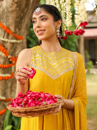 Janasya Women Yellow Chanderi Silk Embellished Anarkali Kurta Set With Dupatta