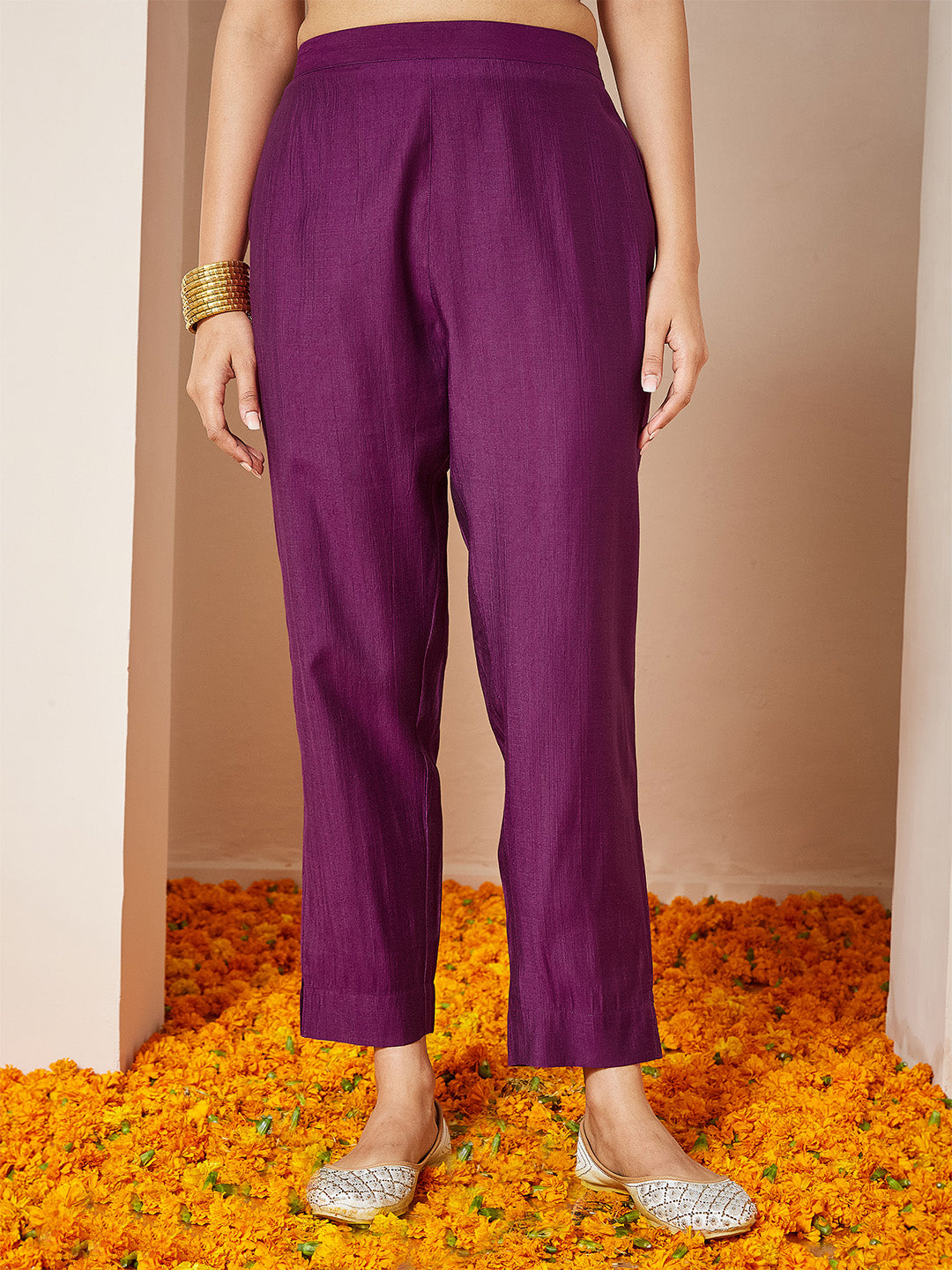 Janasya Women's Purple Silk Blend Embroidered Straight Kurta Set