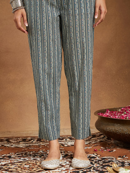 Janasya Women's Teal Blue Pure Cotton Floral Printed Straight Kurta Set