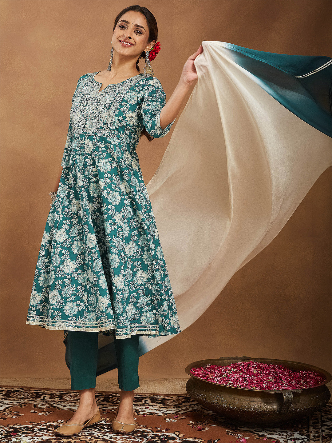 Janasya Women's Teal Green Pure Cotton Yoke Embroidered Floral Printed Anarkali Kurta Set