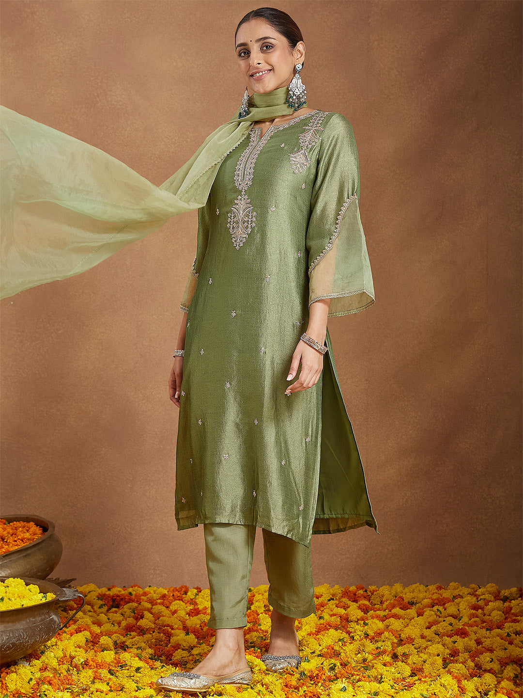Janasya Women's Sage Green Silk Blend Zari Embroidered Straight Kurta Set
