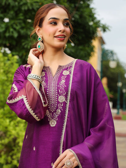 Janasya Women's Purple Silk Blend Zari Embroidered Straight Kurta Set