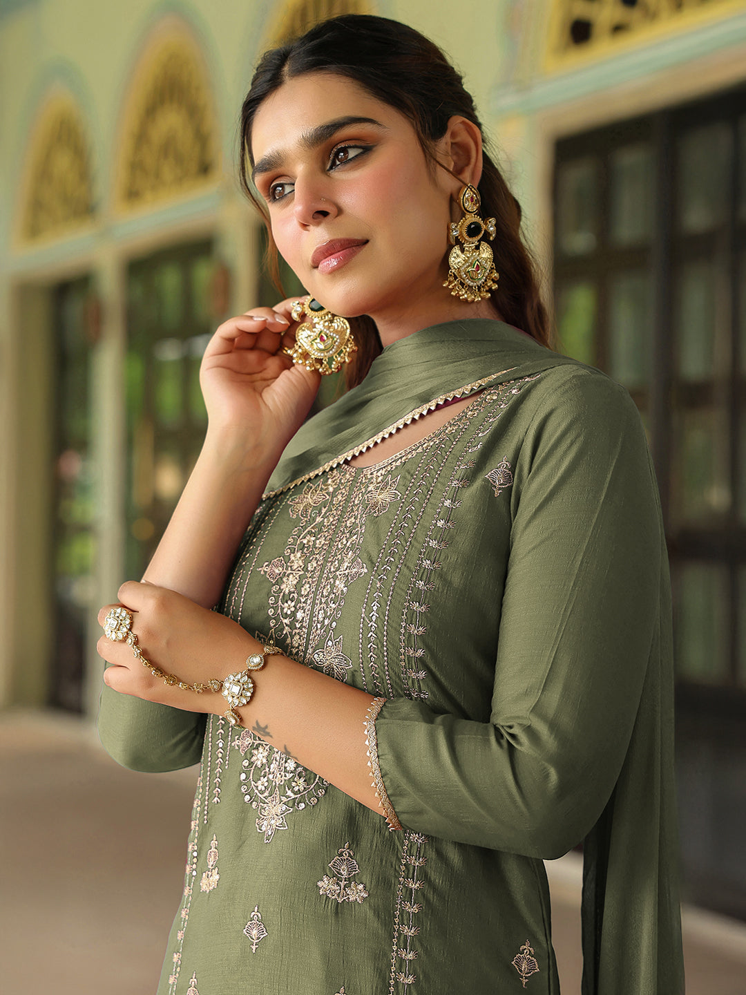 Janasya Women's Sage Green Silk Blend Zari Embroidered Straight Kurta Set