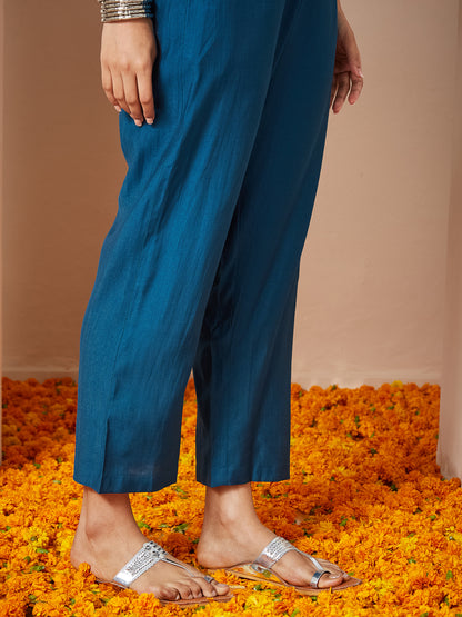 Janasya Women's Teal Blue Silk Blend Embroidered Straight Kurta Set