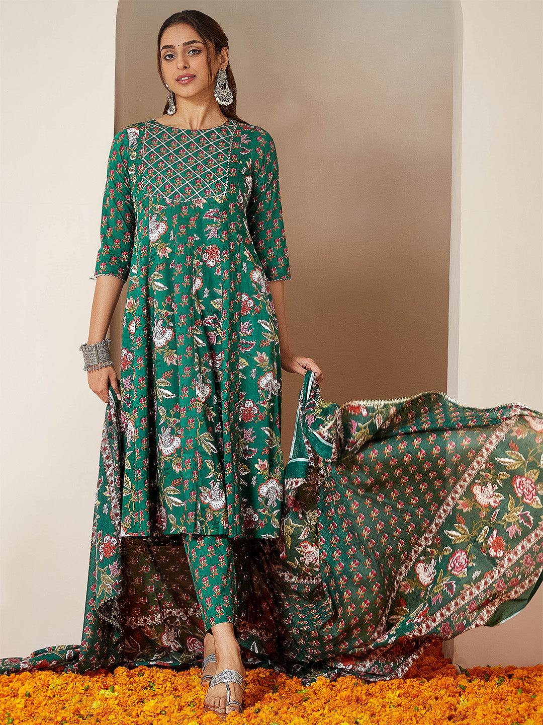 Janasya Women's Green Pure Cotton Floral Printed Yoke Design Anarkali Kurta Set