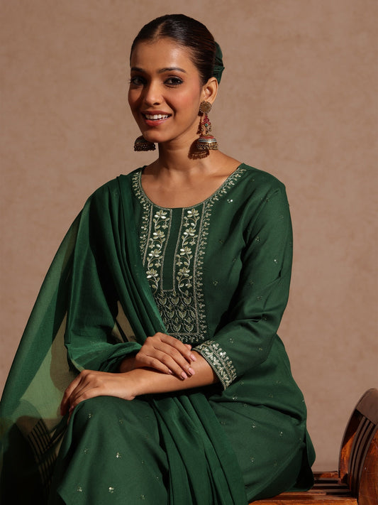 Janasya Women's Maroon Rayon Yoke Embroidered Sequinned Straight Kurta Set With Dupatta