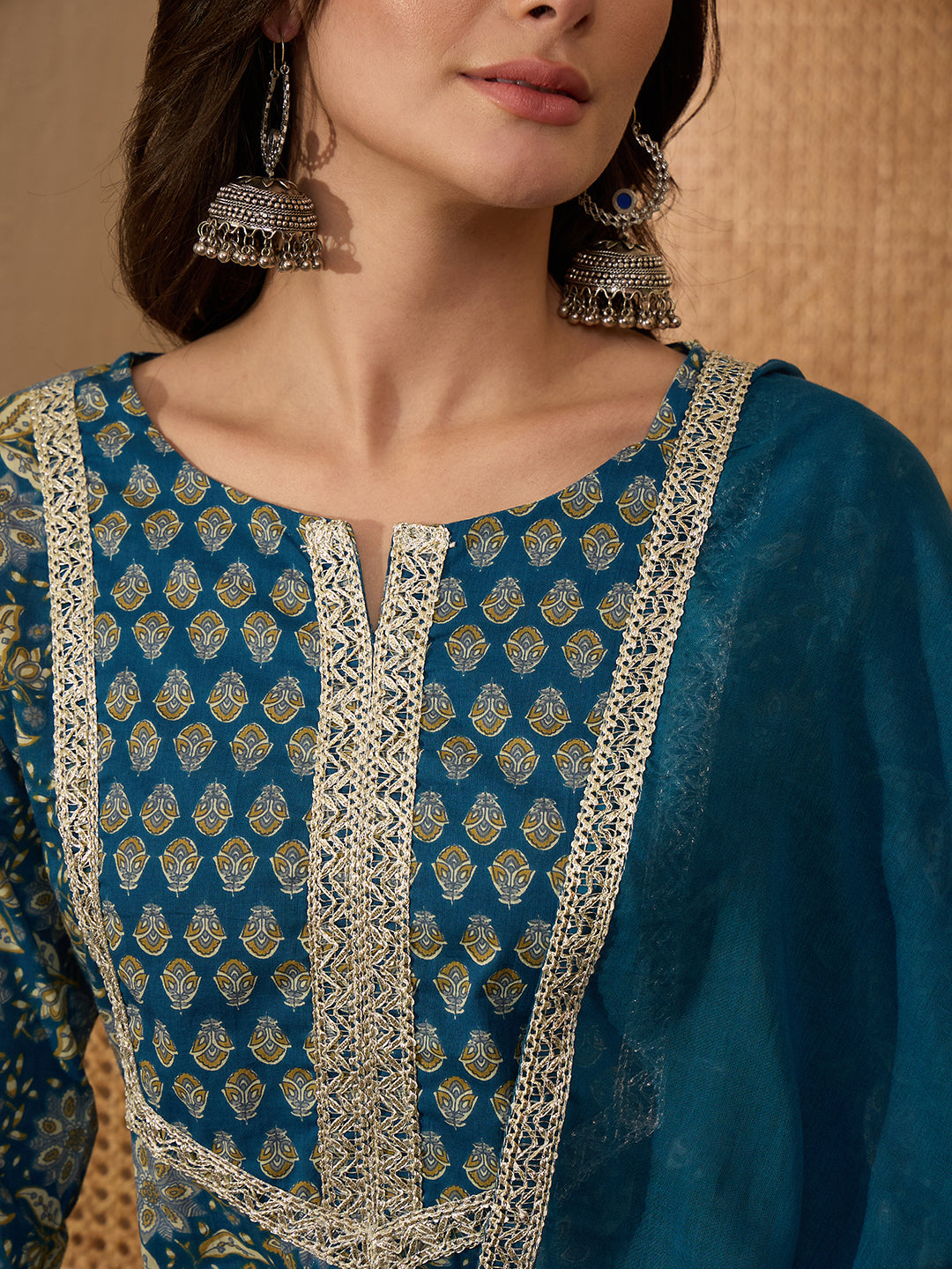 Janasya Women's Teal Blue Pure Cotton Yoke Design Floral Printed Straight Kurta Set
