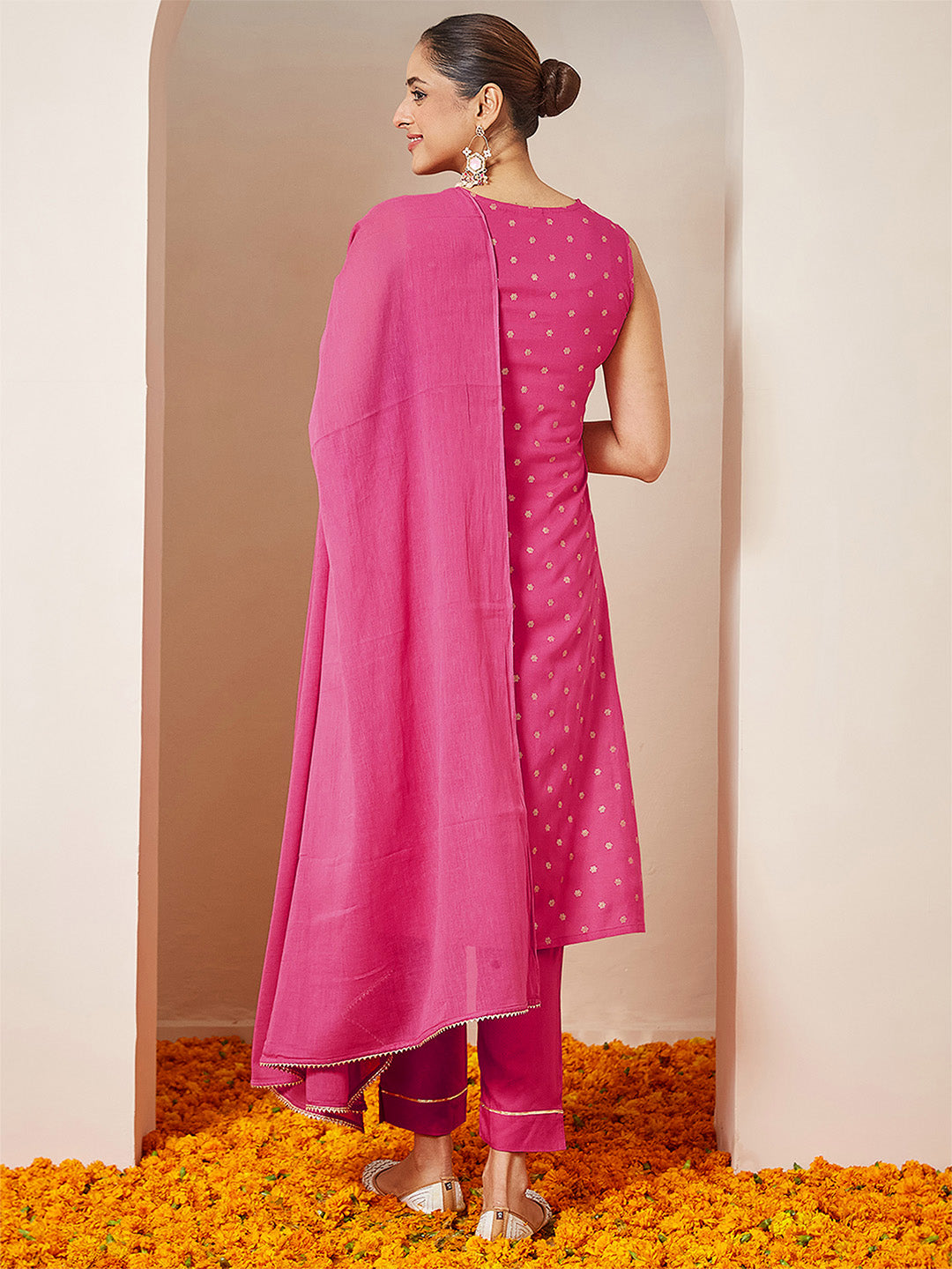 Janasya Women's Pink Rayon Gold Printed Straight Kurta Set