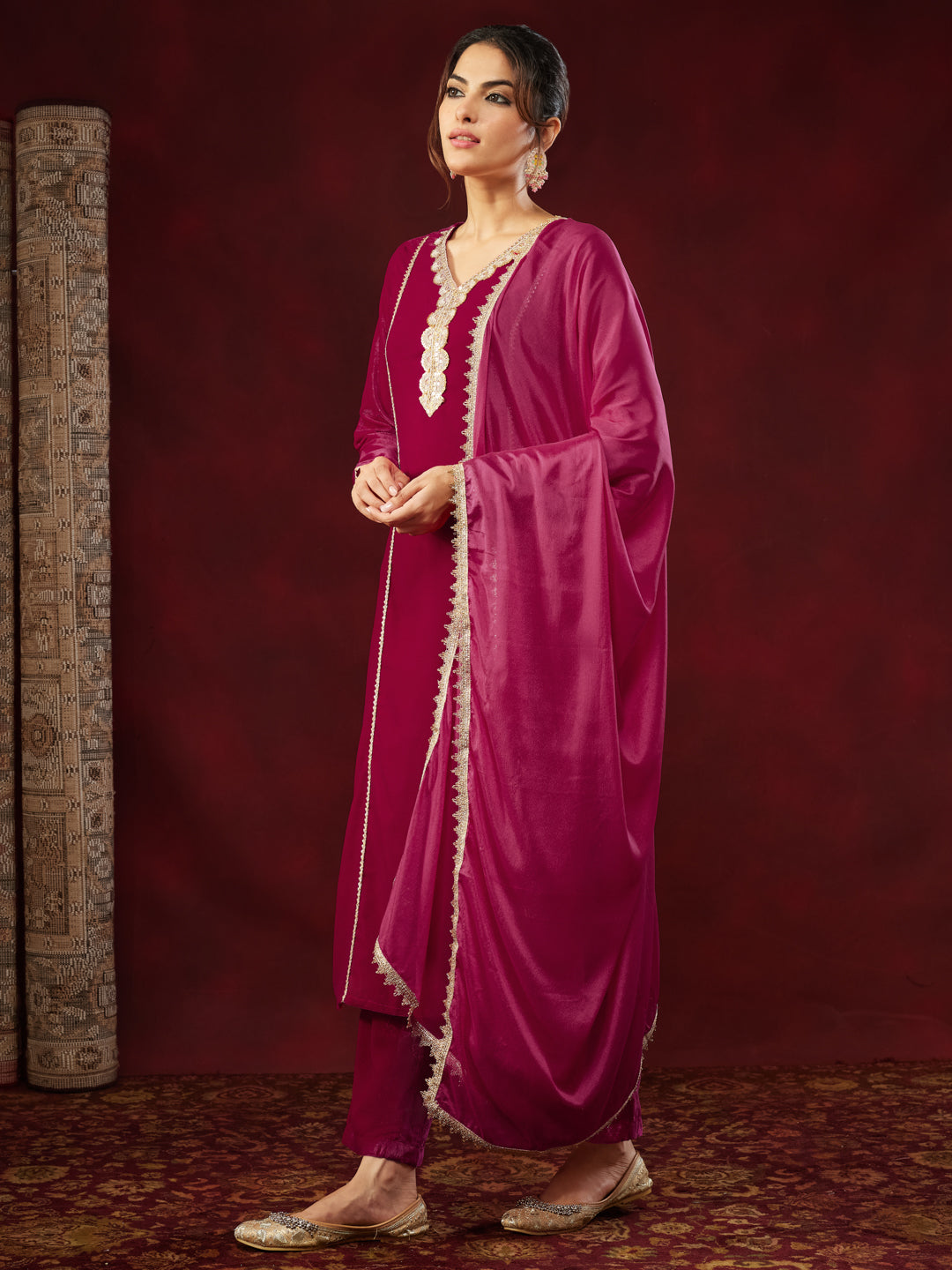 Janasya Women's Pink Velvet Embellished Straight Kurta Set