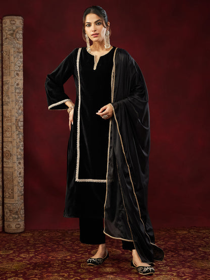 Janasya Women's Black Velvet Embellished Straight Kurta Set