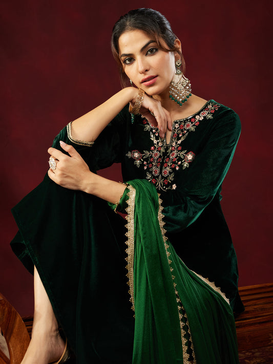 Janasya Women's Bottle Green Velvet Yoke Embroidered Straight Kurta Set