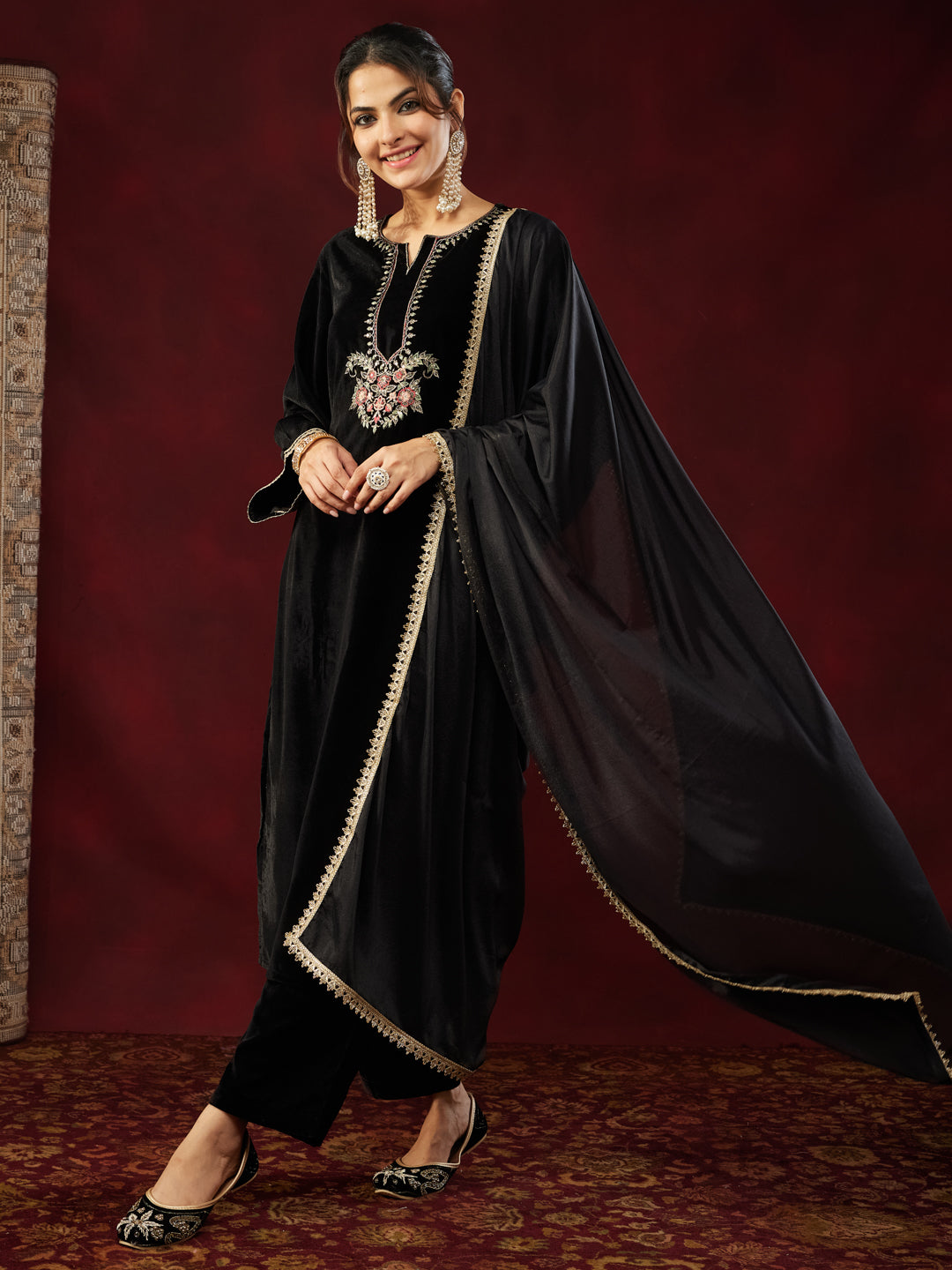 Janasya Women's Black Velvet Yoke Embroidered Straight Kurta Set