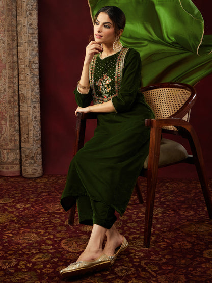 Janasya Women's Olive Green Velvet Yoke Embroidered Straight Kurta Set