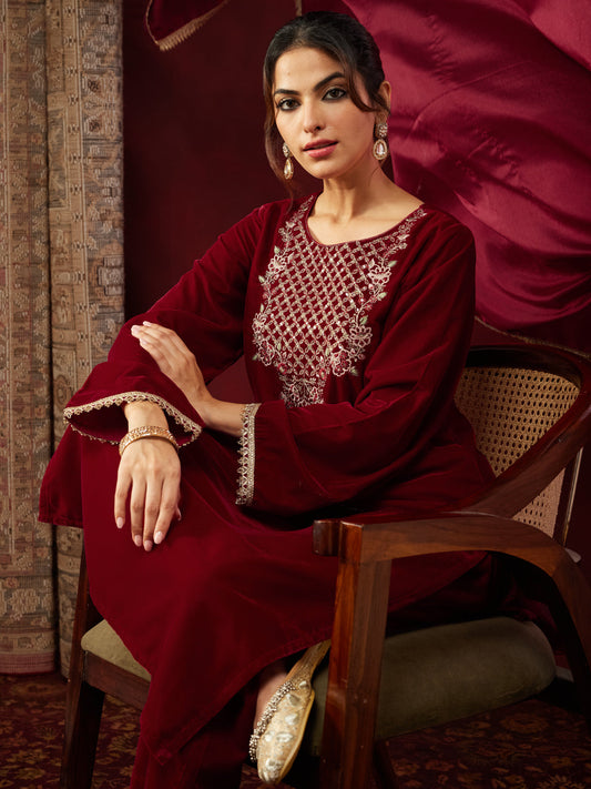 Janasya Women's Red Velvet Zari Yoke Embroidered Straight Kurta Set