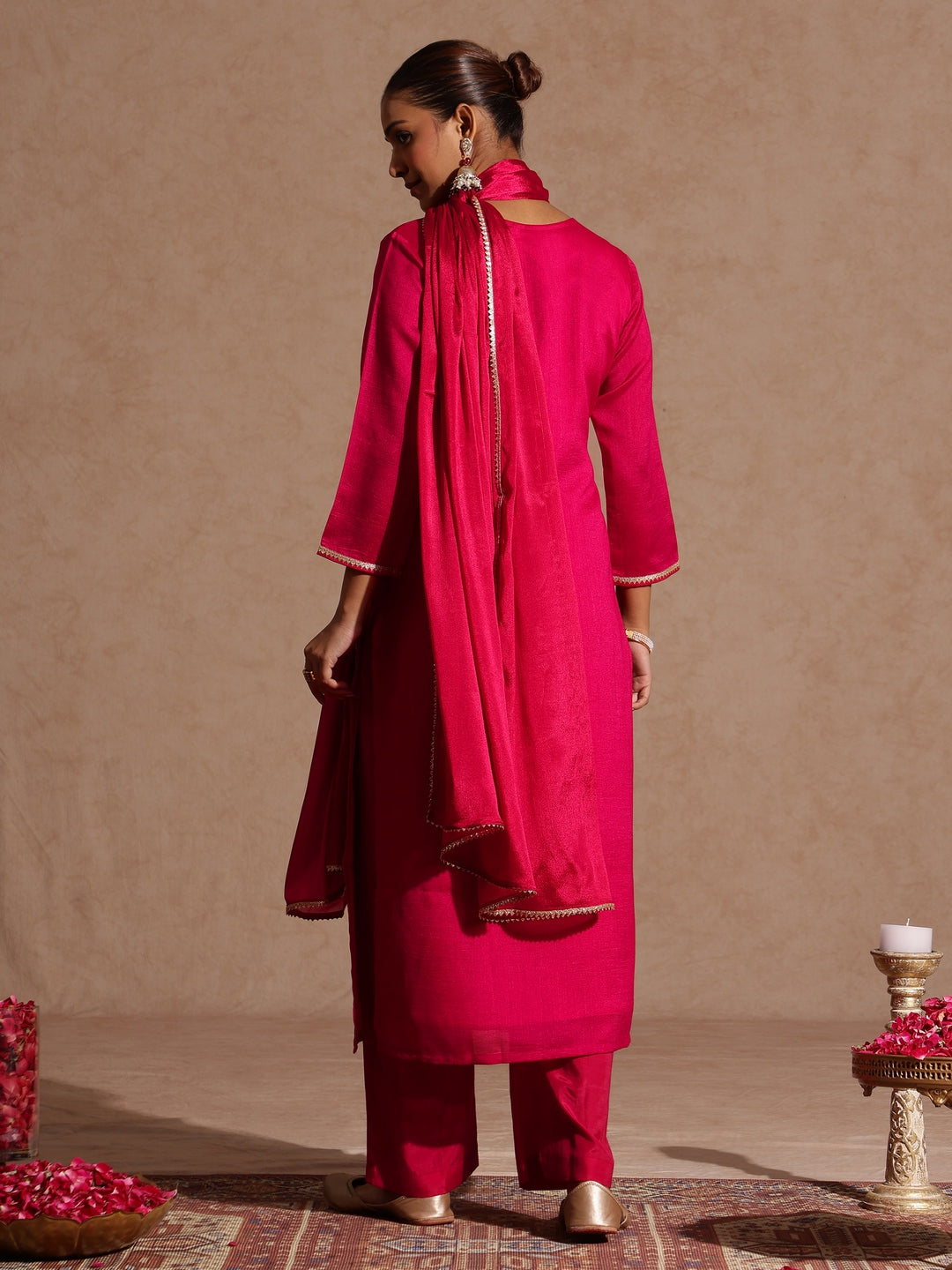 Janasya Women's Pink Silk Blend Zari Embroidered Straight Kurta Set