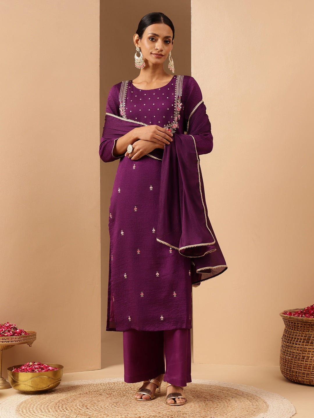 Janasya Women's Purple Silk Blend Zari Embroidered Straight Kurta Set