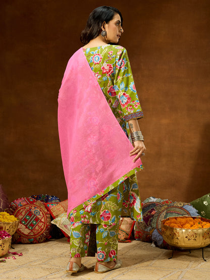 Janasya Women's Green Pure Cotton Floral Printed Kurta With Palazzo & Dupatta Set