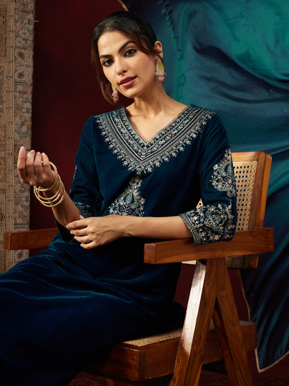 Janasya Women's Teal Blue Velvet Zari Embroidered Straight Kurta Set