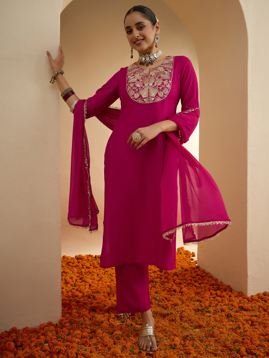 Janasya Women's Pink Silk Blend Floral Zari Yoke Embroidered Straight Kurta Set