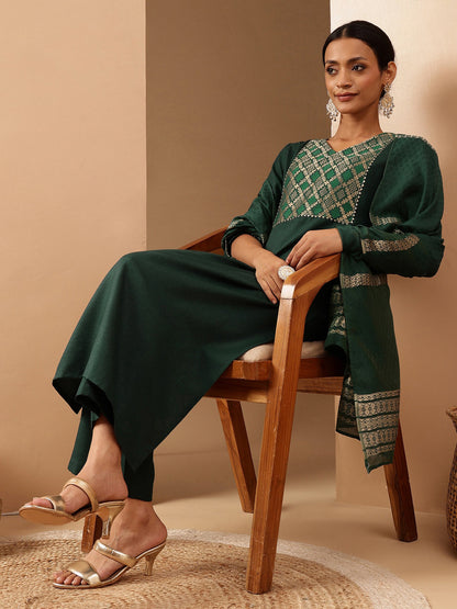 Janasya Women's Bottle Green Cotton Blend Yoke Design Straight Kurta Set