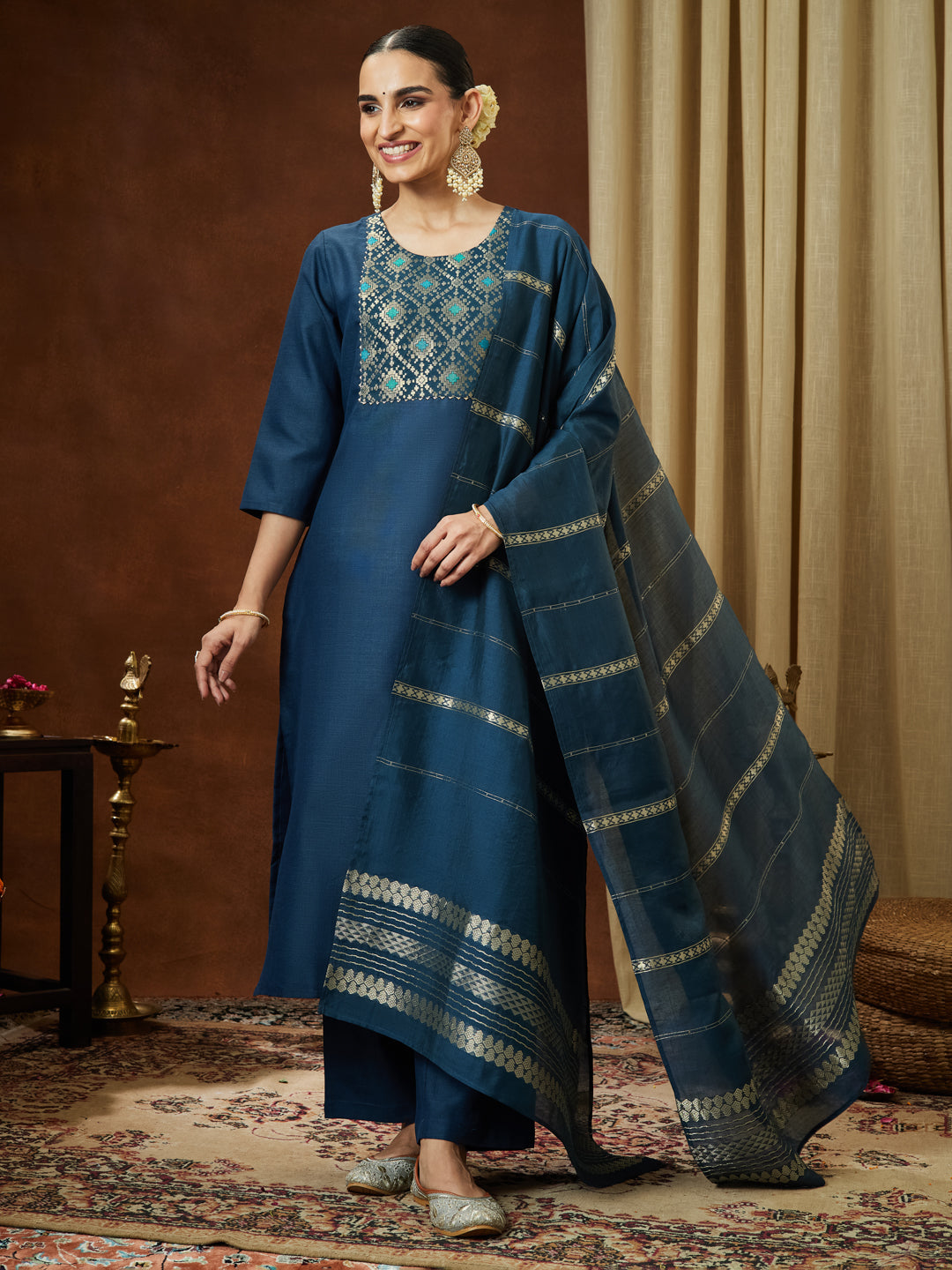 Janasya Women's Teal Blue Cotton Blend Yoke Design Straight Kurta Set