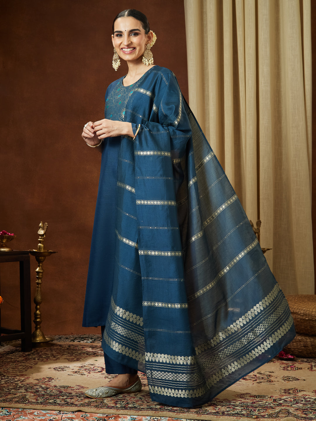 Janasya Women's Teal Blue Cotton Blend Yoke Design Straight Kurta Set