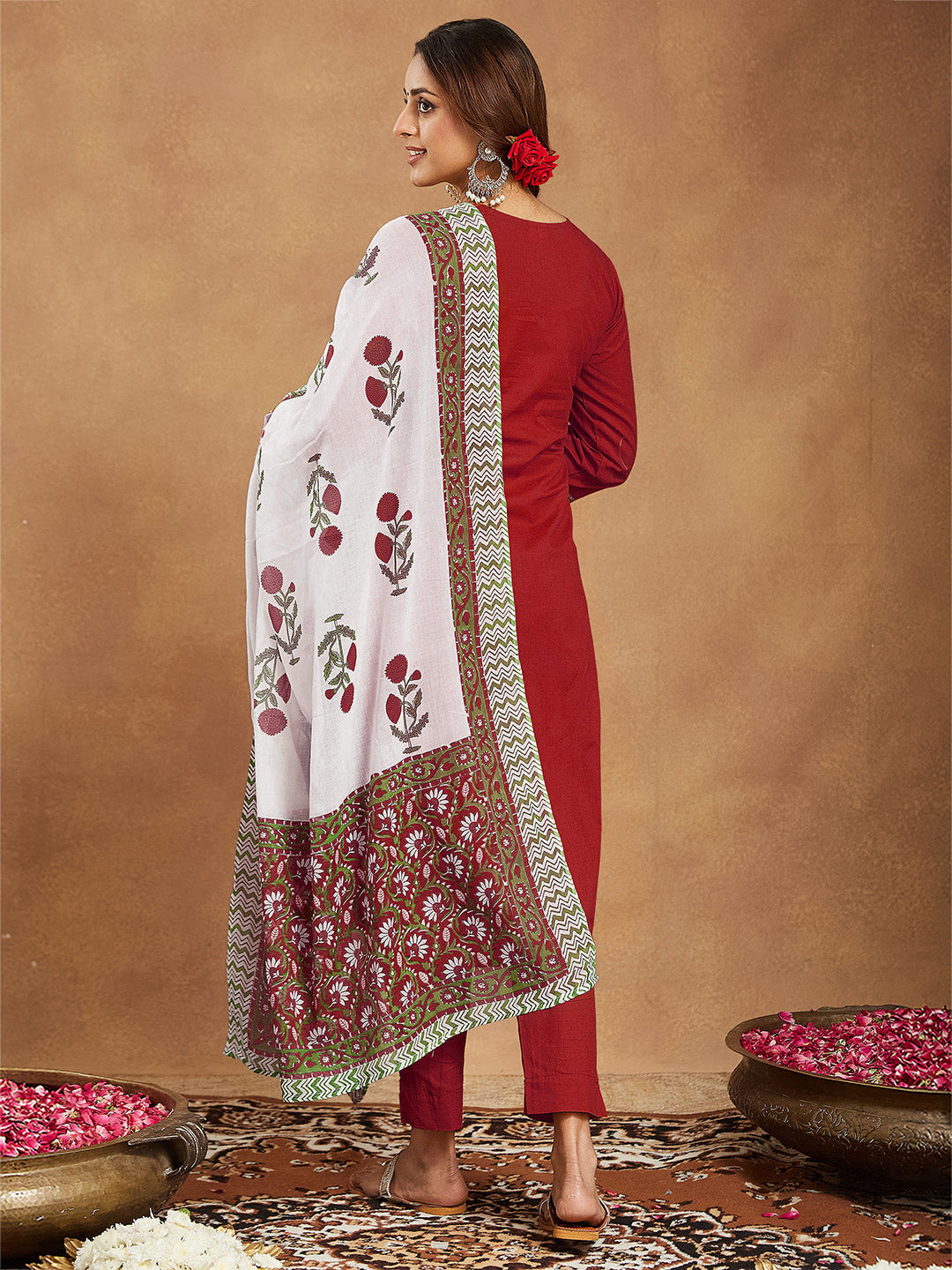 Janasya Women's Red Pure Cotton Embellished Straight Kurta Set