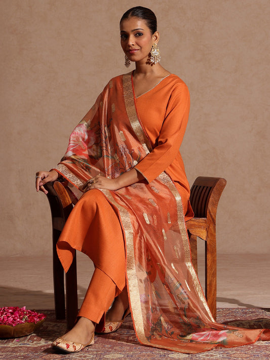 Janasya Women's Orange Cotton Blend Yoke Design Straight Kurta Set With Printed Dupatta